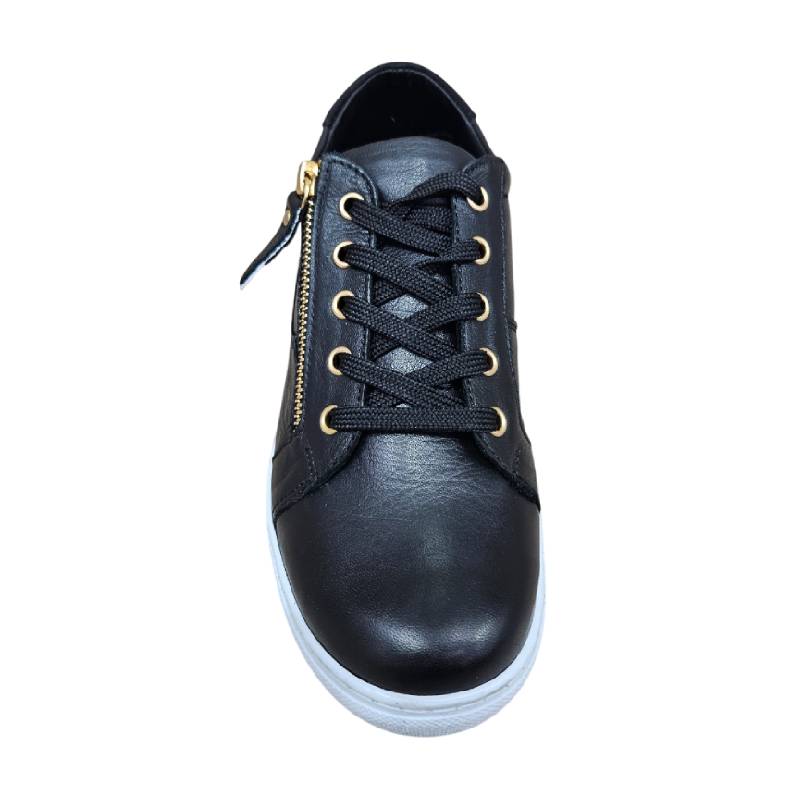 Cabello EG520 Black lace up