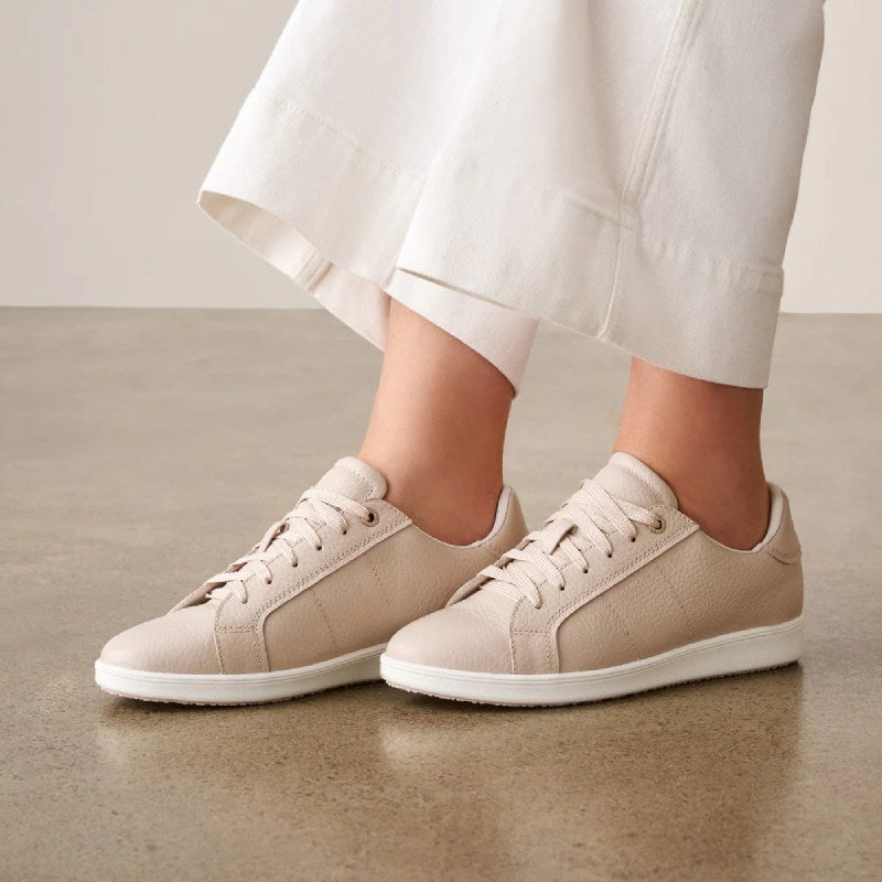 Frankie 4 jackie v light blush tumbled sneaker