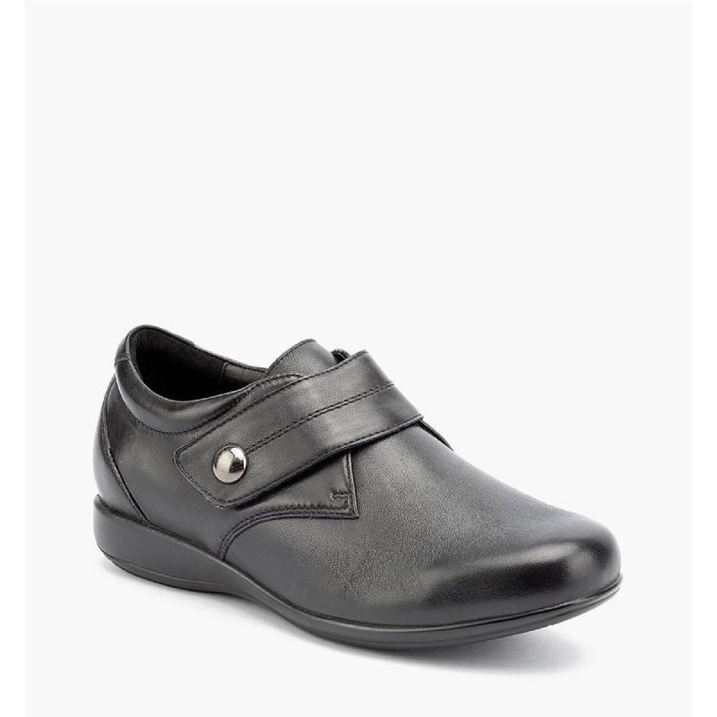 Klouds whisper black womens velcro shoe