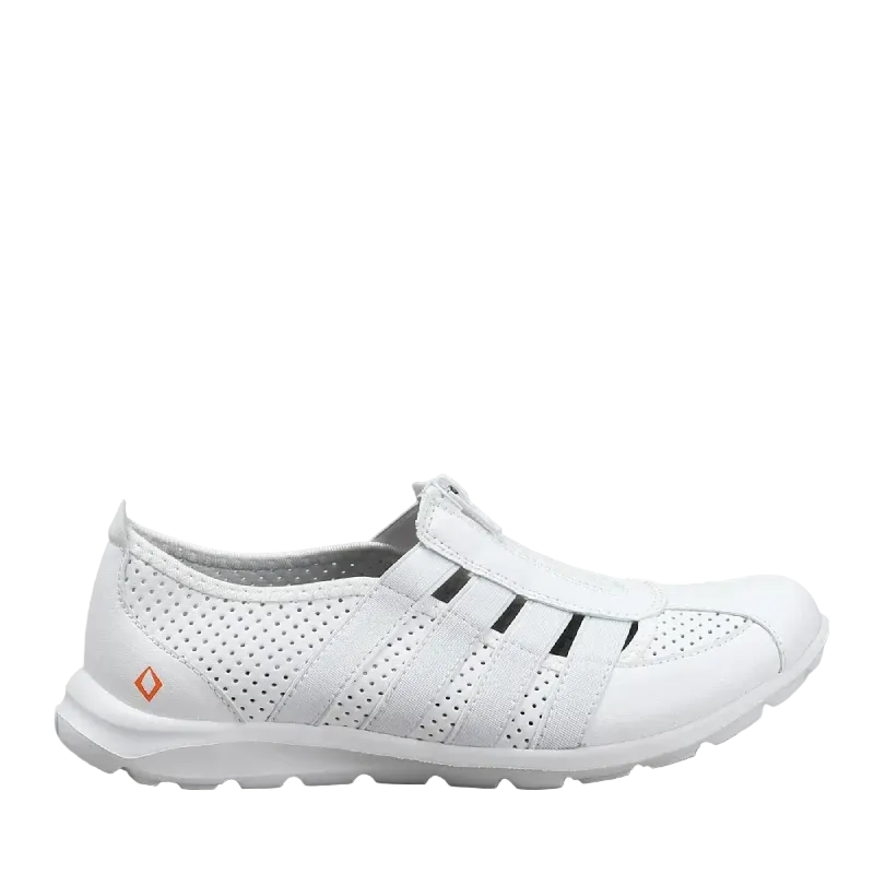cc resorts christine white womens zip shoe
