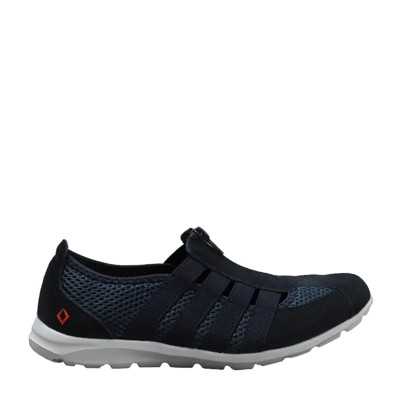 cc resorts christine navy womens zip shoe