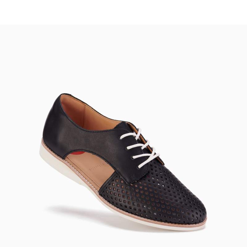 Rollie sidecut black lace up