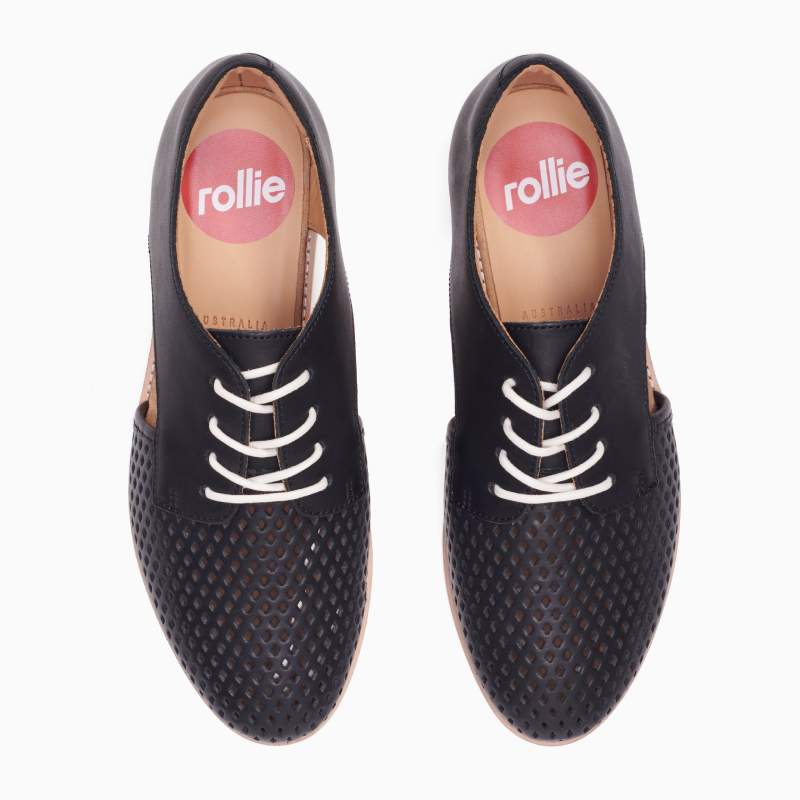 Rollie sidecut black lace up