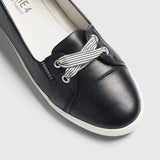 Frankie 4 hannah black slip on