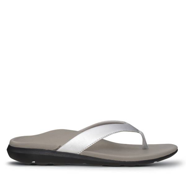 Ascent groove silver thong